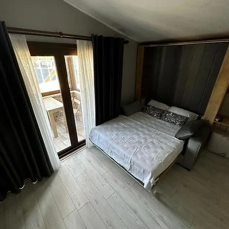 Adgsuites